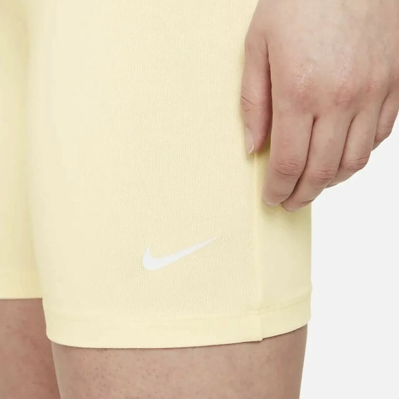 Nike Sportswear Icon Clash Romper Bodysuit - Picture 3 of 10